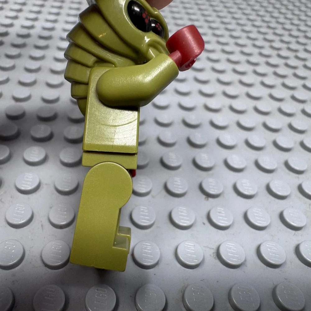 LEGO Minifigure Alien Buggoid Olive Green Galaxy Squad Space Sci-Fi Olive Green